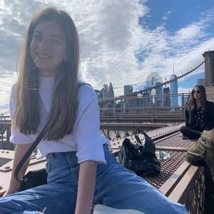 Meet your Posher, Fatima